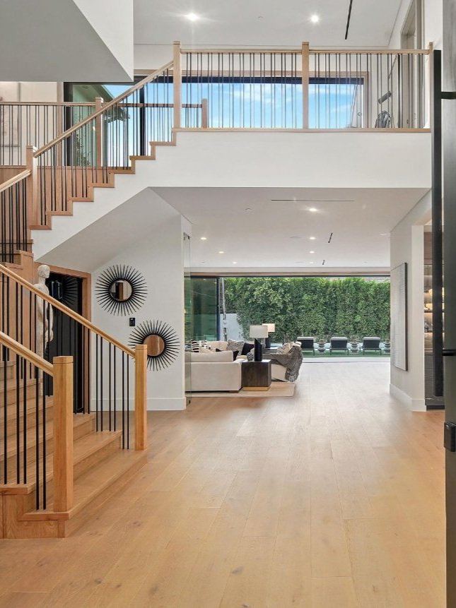 Double-height entry and stair